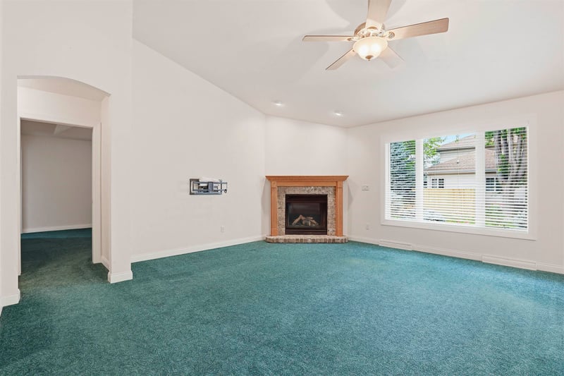 89 Penbrook Cir, Appleton, WI 54914-6857