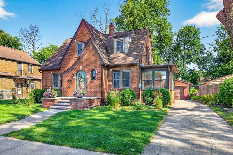 1036 W Oklahoma St, Appleton, WI 54914-3727