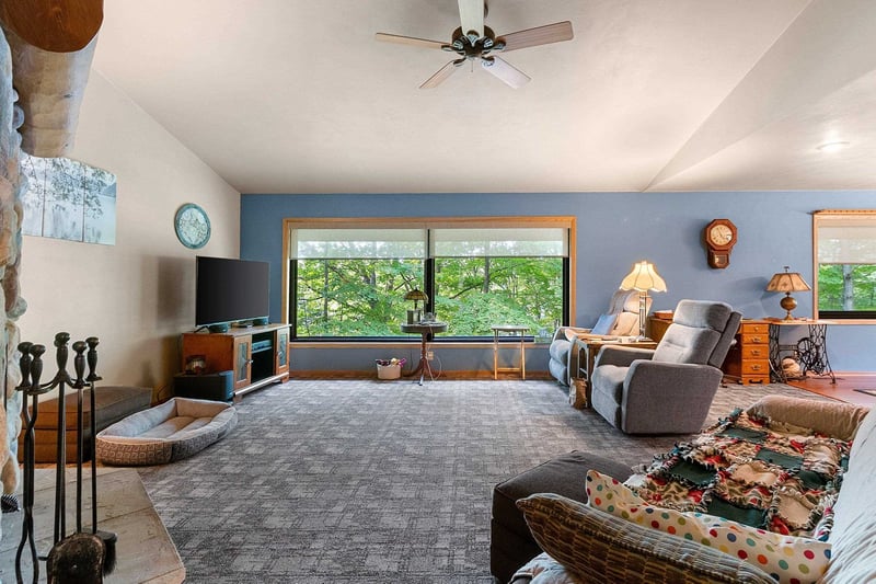 5600 Finnegan Lake Ln, Gillett, WI 54124-0000