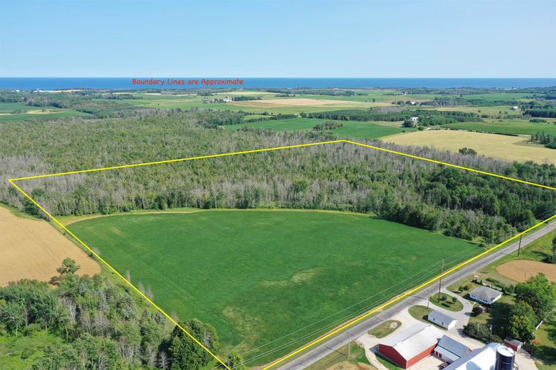 Wolf River Dr, Algoma, WI 54201
