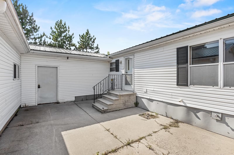 435 Swanke St, Tigerton, WI 54486-0000