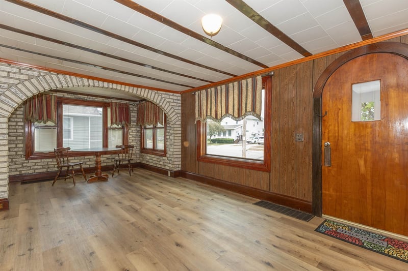 134 Douglas St, Neenah, WI 54956