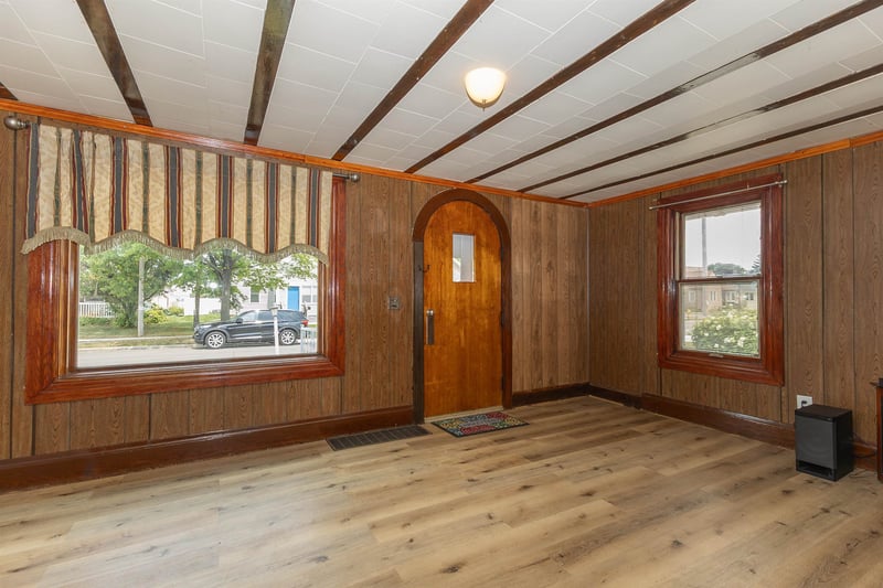 134 Douglas St, Neenah, WI 54956