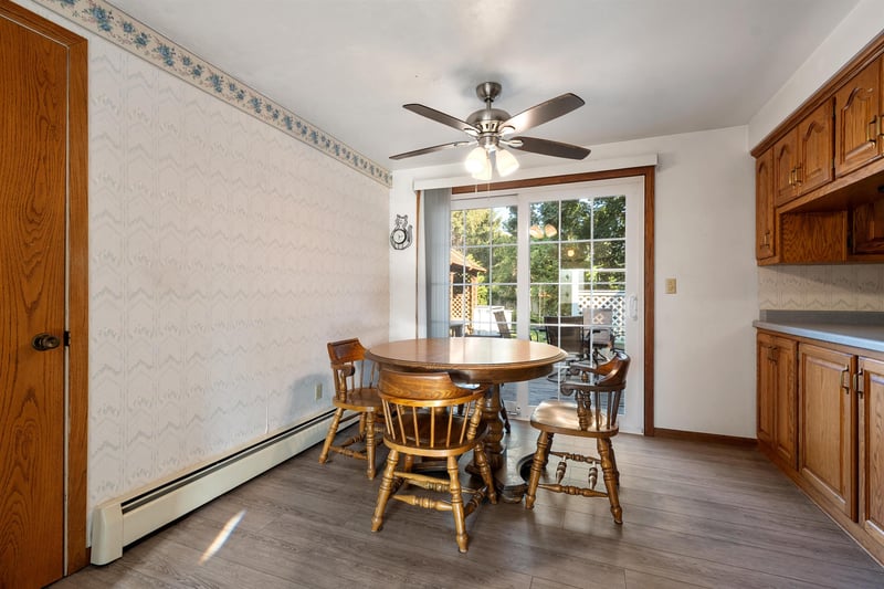 2461 Downy St, Green Bay, WI 54303-6261