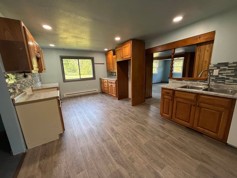 W15731 Dent Creek Rd, Tigerton, WI 54486-0000