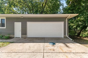 575 Glendale Ave, Oshkosh, WI 54901