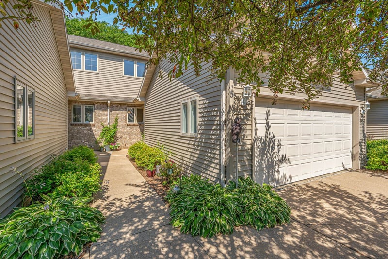 1709 Midway Rd #A-5, Appleton, WI 54915