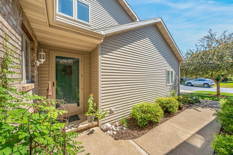 1709 Midway Rd #A-5, Appleton, WI 54915