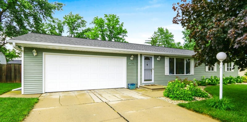 1135 Anchor St, Green Bay, WI 54313-7018