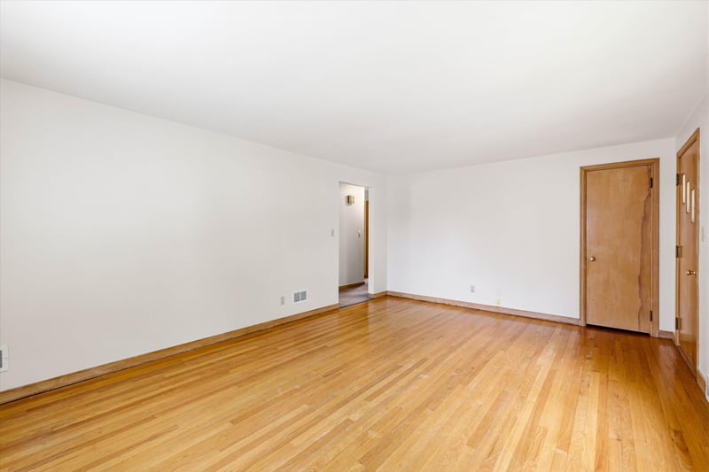 441 Winnebago St, De Pere, WI 54115-3054