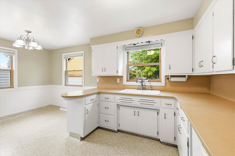 441 Winnebago St, De Pere, WI 54115-3054