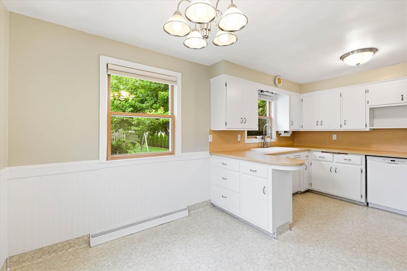 441 Winnebago St, De Pere, WI 54115-3054