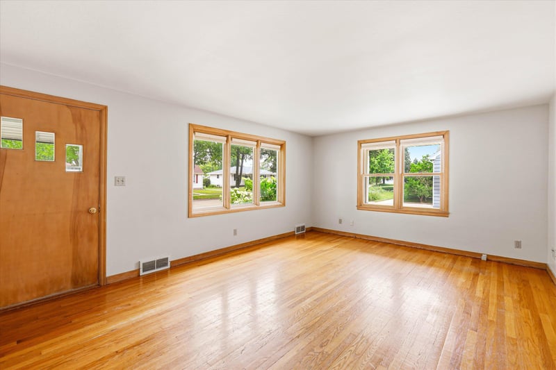 441 Winnebago St, De Pere, WI 54115-3054