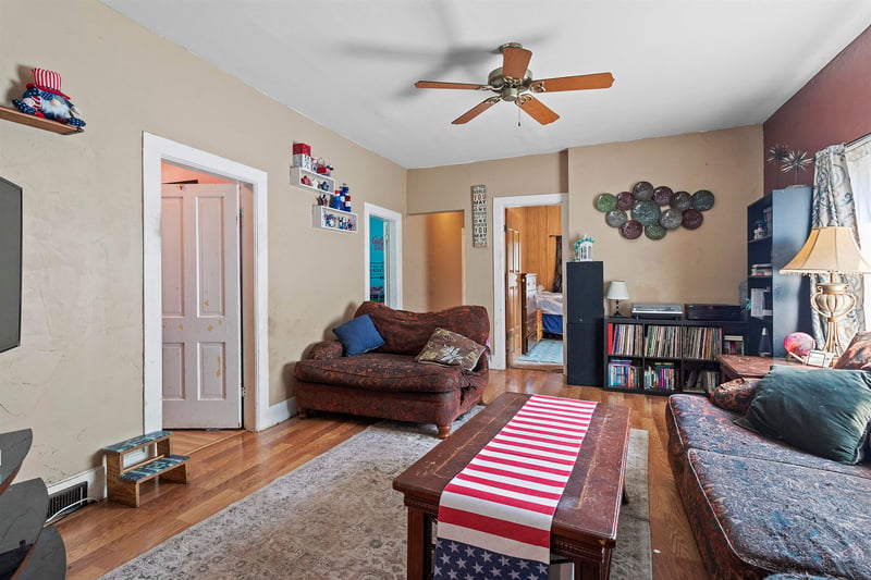 725 St George St, Green Bay, WI 54302