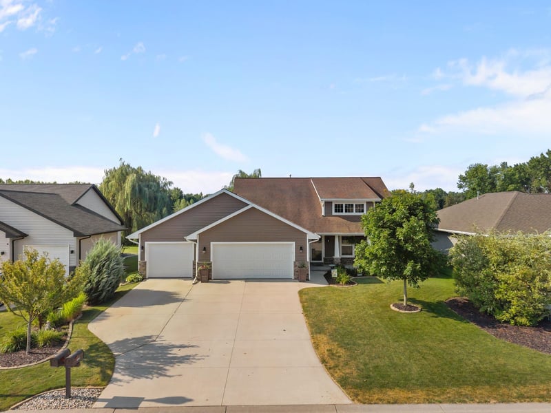 4761 Thistle Ln, Appleton, WI 54913