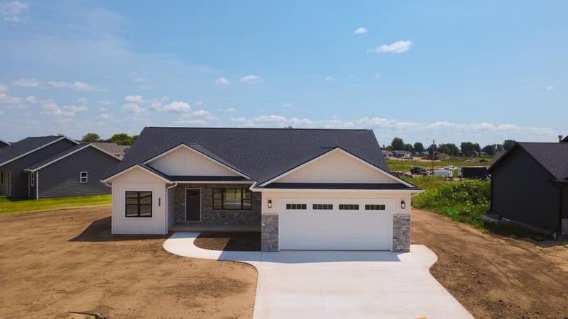 N3962 Wettering Way, Kaukauna, WI 54130