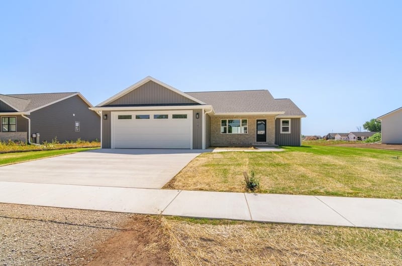 N3962 Wettering Way, Kaukauna, WI 54130