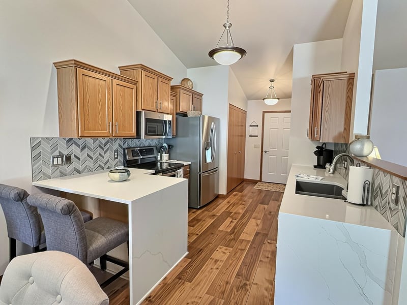 262 Wyldewood Dr, Oshkosh, WI 54904