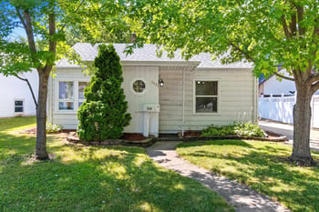 1531 Murdock Ave, Oshkosh, WI 54901-2170