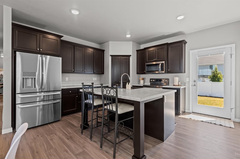 1269 Brayden Ln, De Pere, WI 54115