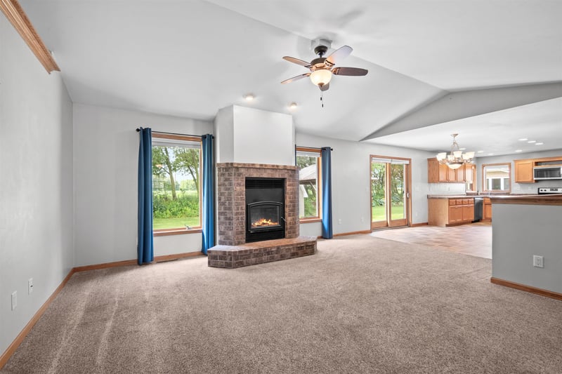 290 Royal St Pats Dr, Wrightstown, WI 54180