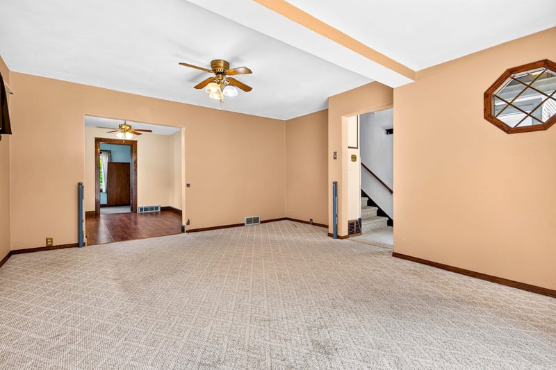 919 Grignon St, Kaukauna, WI 54130