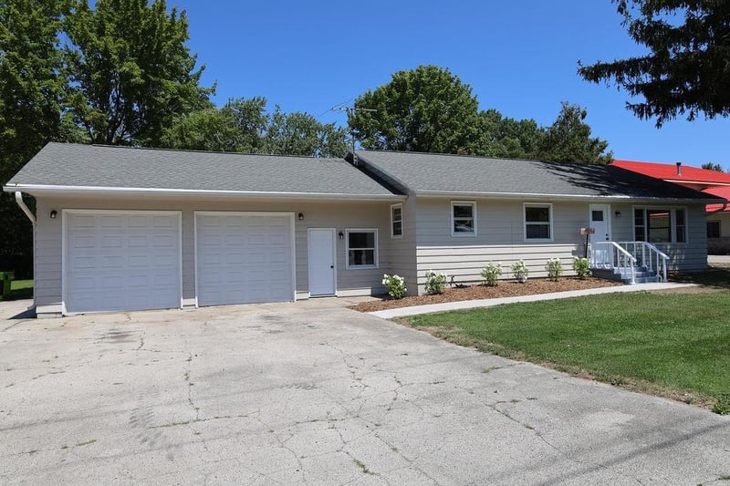 6070 County Road S, Sobieski, WI 54171