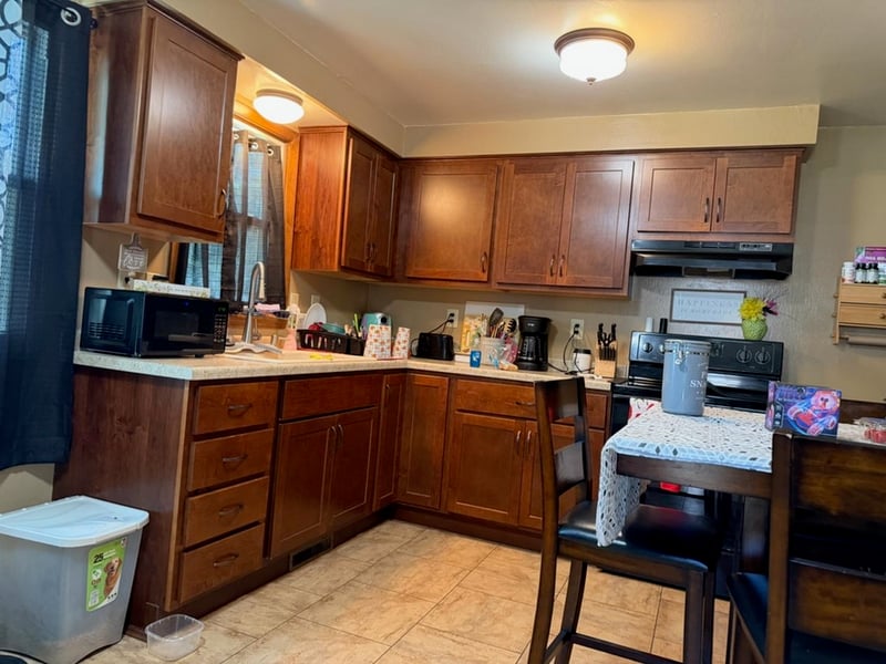 522 Kelly Jo Dr, Green Bay, WI 54303-4525
