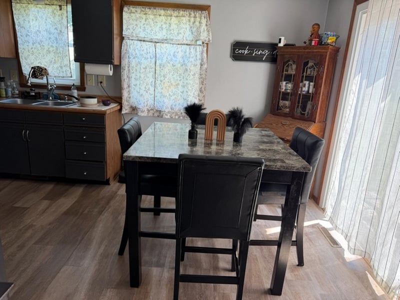522 Kelly Jo Dr, Green Bay, WI 54303-4525
