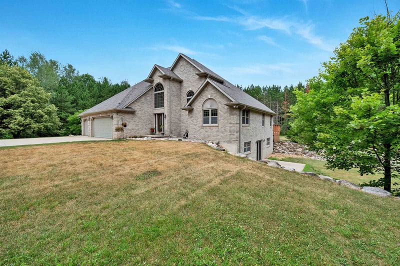 5164 Stiles Rd, Lena, WI 54139-9151