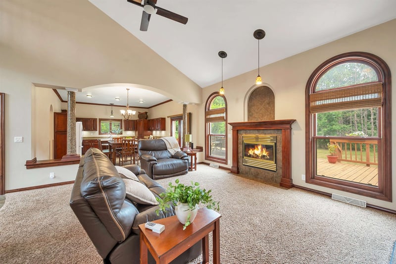5164 Stiles Rd, Lena, WI 54139-9151