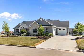 3001 Old Oak Dr, Appleton, WI 54913