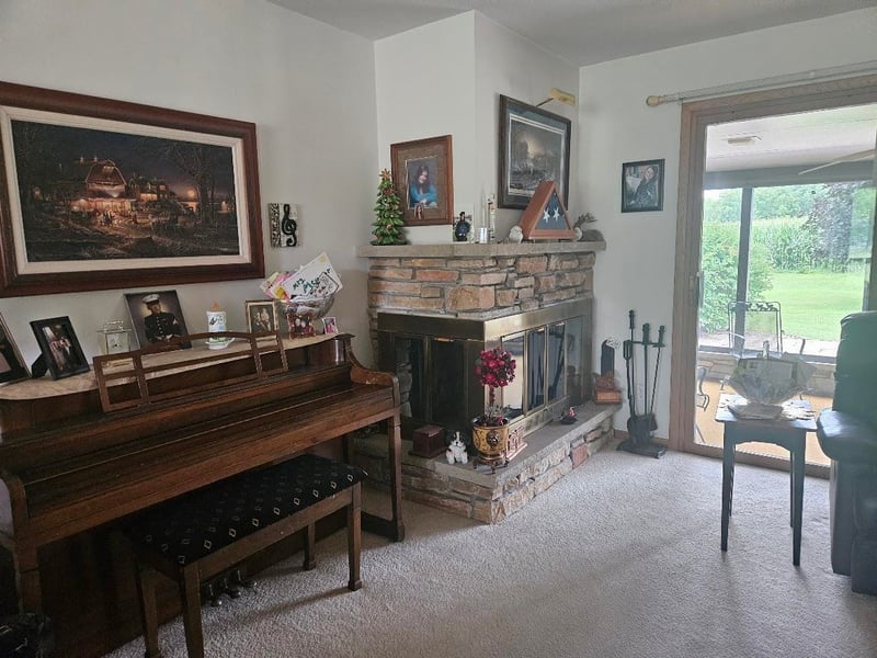 331 Orchard Cir, Gillett, WI 54124-0106