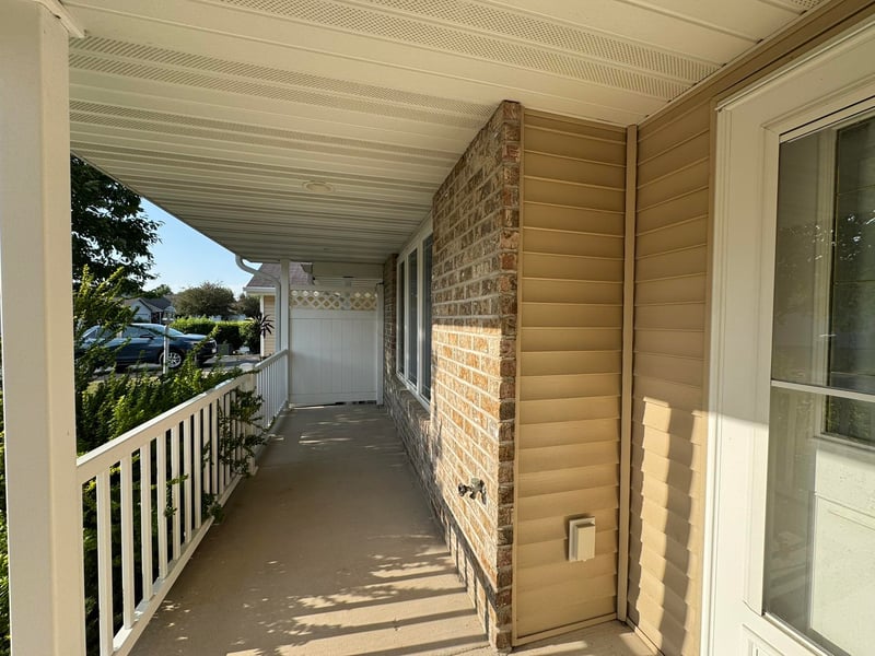 476 Wyldewood E Dr, Oshkosh, WI 54904