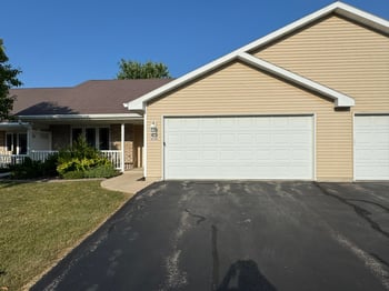 476 Wyldewood E Dr, Oshkosh, WI 54904