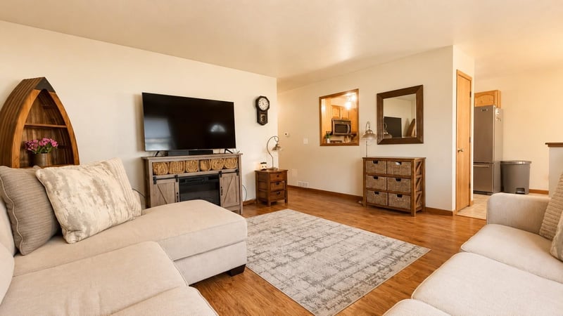 3720 Purple Crest Ct, Oshkosh, WI 54901-8214