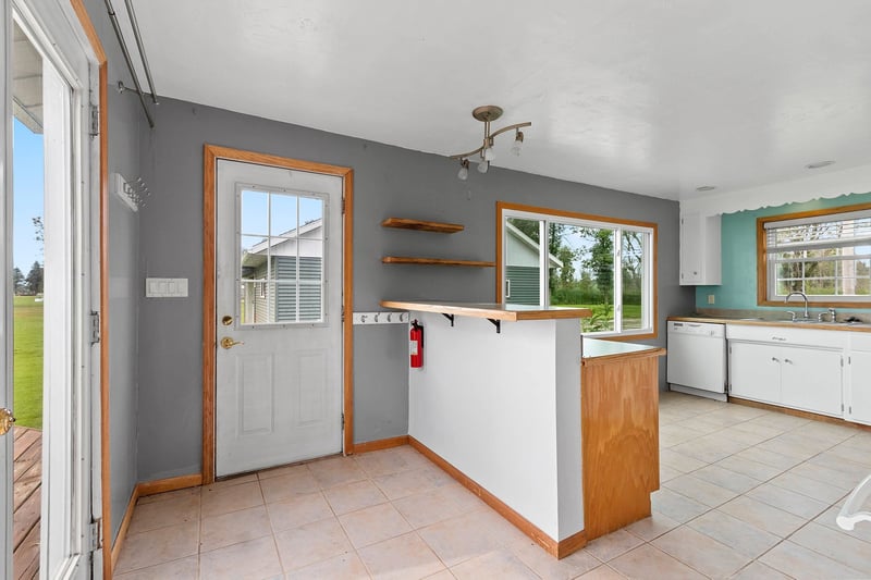 6988 County Rd Y Rd, Oconto, WI 54153-9362