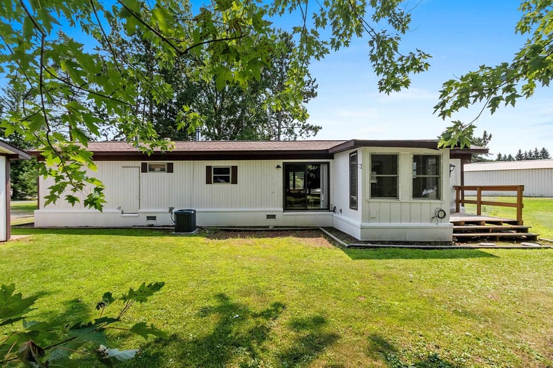 17331 Valley View Rd, Townsend, WI 54175