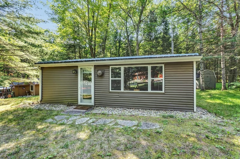 13921 Waubee Lake Dr, Lakewood, WI 54138
