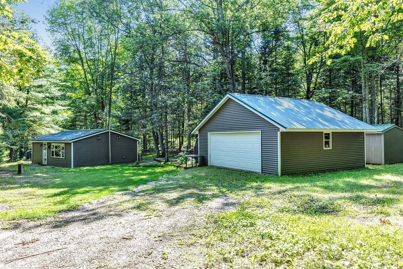 13921 Waubee Lake Dr, Lakewood, WI 54138