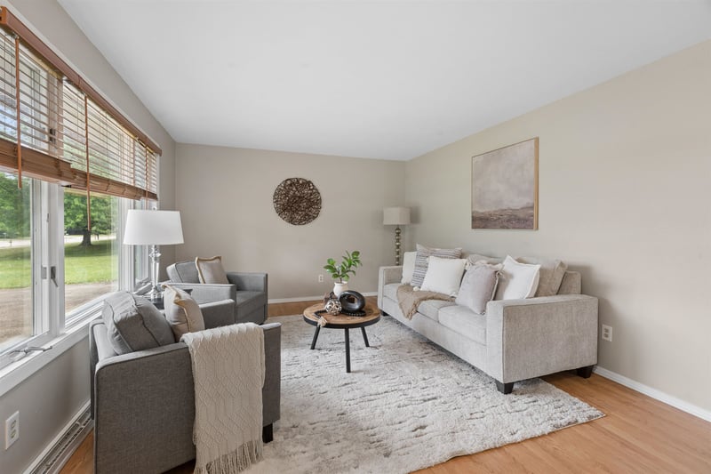 N1422 Greenwood Rd, Greenville, WI 54942