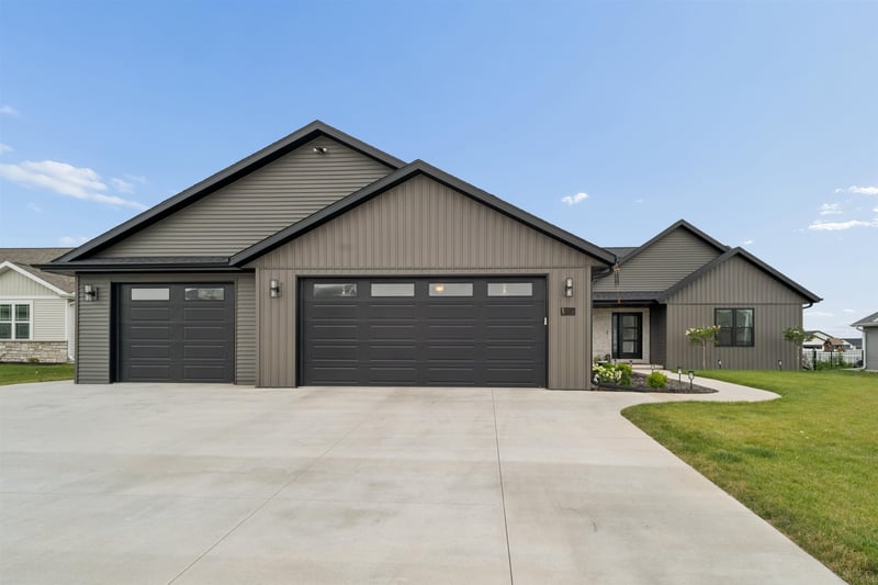 N9263 Laura St, Appleton, WI 54915