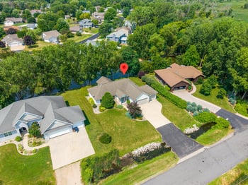 1337 Brooks Ln, Oshkosh, WI 54904