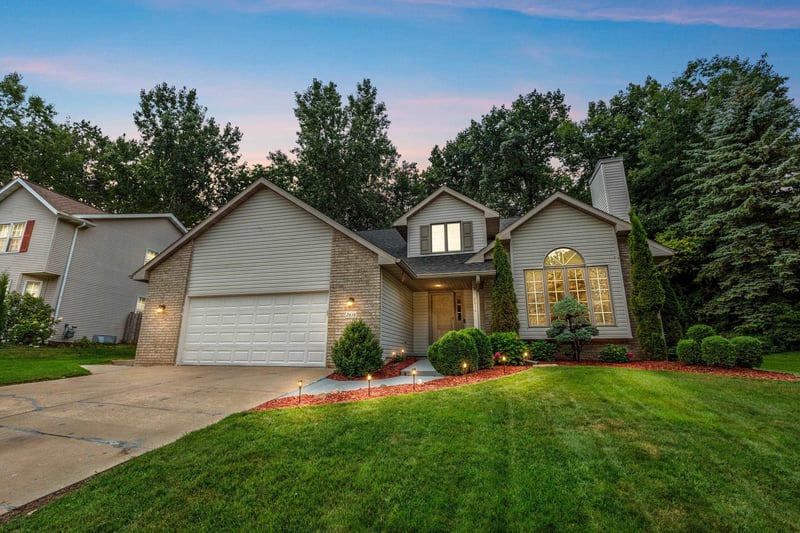 2616 Newberry Ave, Green Bay, WI 54302