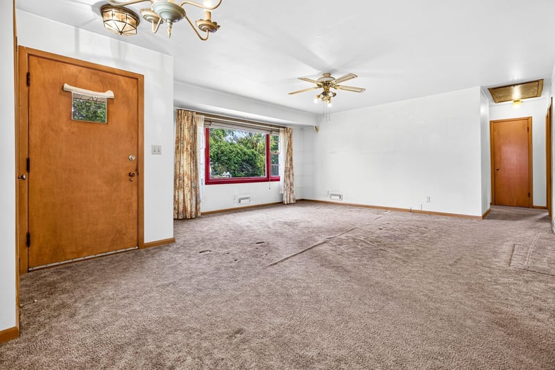 815 Park Ave, Neenah, WI 54956