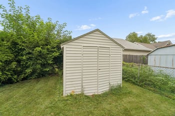 1616 Jefferson St, Oshkosh, WI 54901