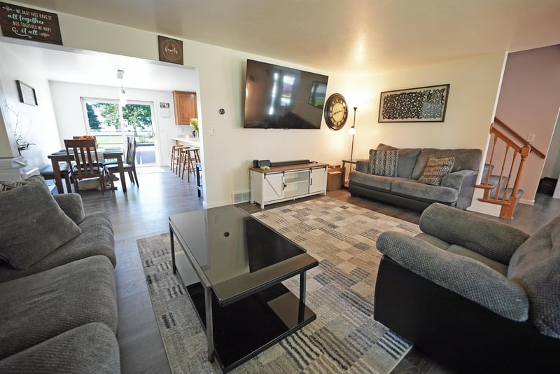 3142 Emory St, Green Bay, WI 54311-4968