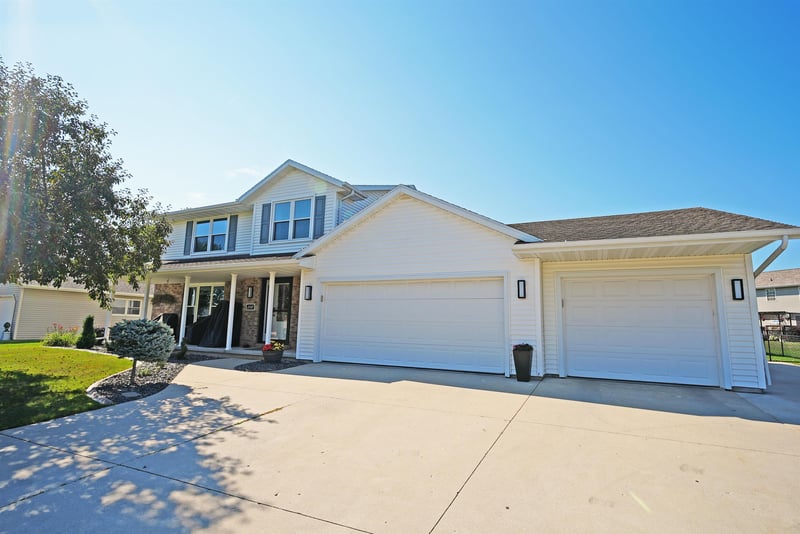 3142 Emory St, Green Bay, WI 54311-4968