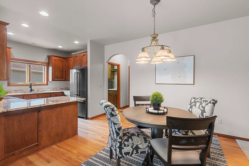 1440 Rushmore Cir, De Pere, WI 54115