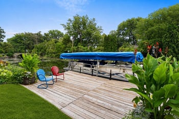 2073 S Point Comfort Rd, Oshkosh, WI 54902